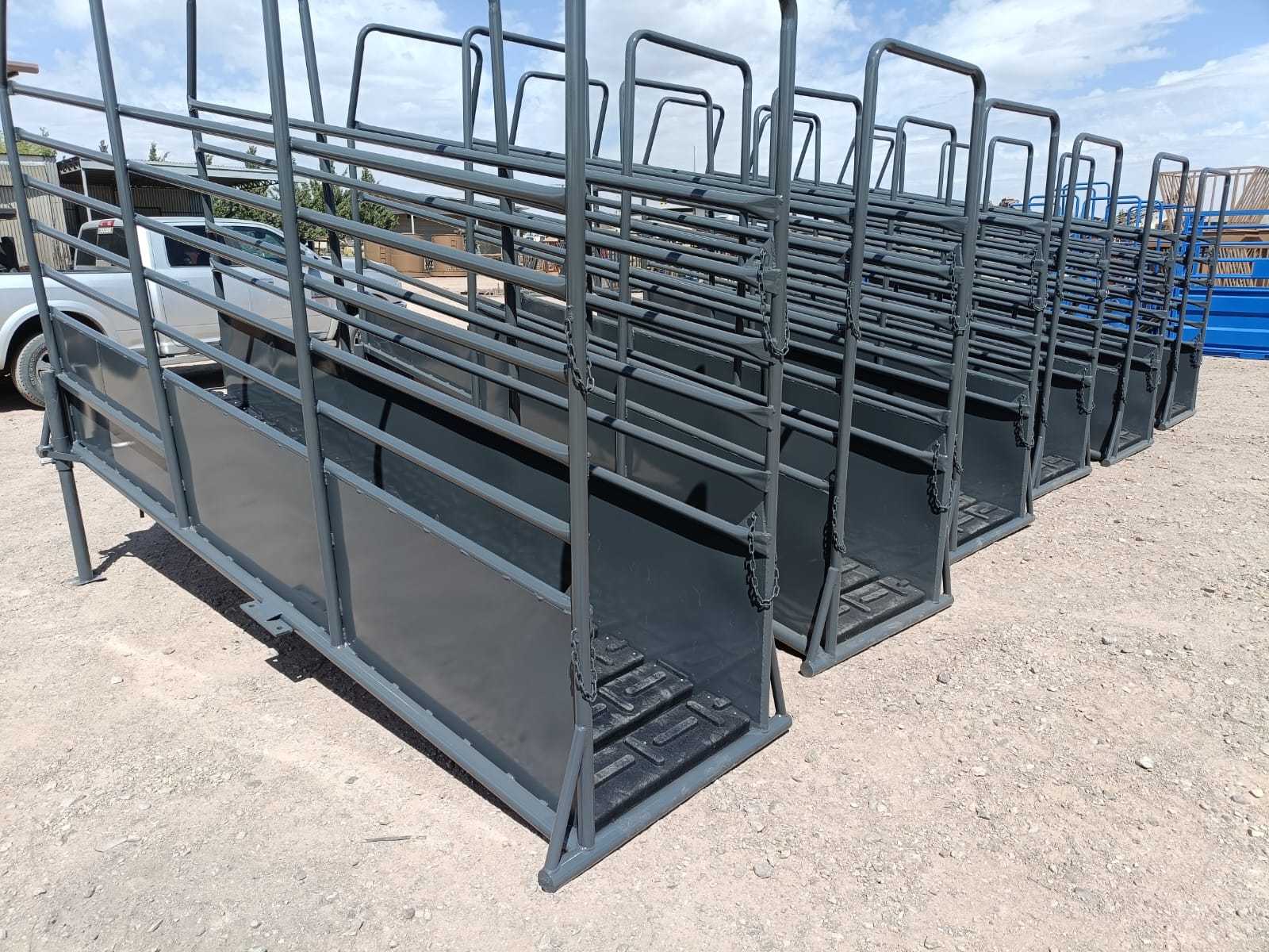 Cattle Loading Chute thumbnail 4