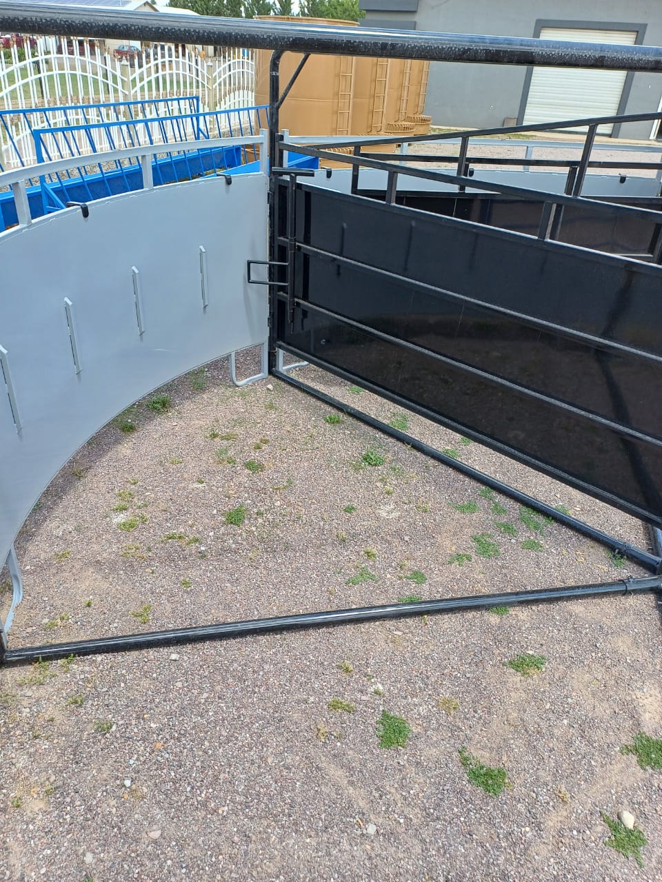 Cattle Sweep Tub thumbnail 5